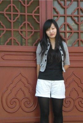 De viaje de negocios a Sichuan: la empresa local envió a una hermosa chica para que me acompañara (34P)