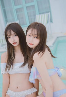 La piscina «Sexy Traje de baño 3» de Kagakusaka Mafuyu rezuma encanto de lirio (96P)