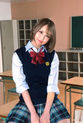 (Kashino Ana) Inesperadamente, a la sexy JK de pelo corto le gusta el placer de la penetración oral en la escuela (20P)