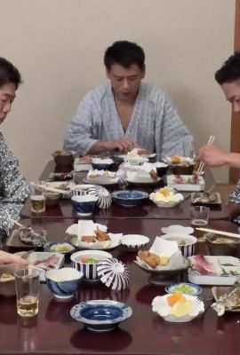 Restaurante de hospitalidad de Año Nuevo – El joven Shogun y el juego del rey – Hikaru Kirishima (120P)
