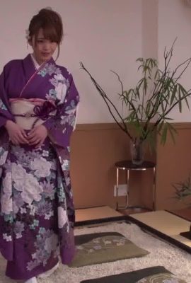 ¡Intrusión de visibilidad! ¡Insértelo al instante!  ~ ¡Mi precioso kimono de manga larga está empapado!  ~ – Eri Hosaka (116P)