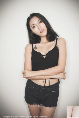 La joven y bella modelo Li Xiyao seduce con pantalones cortos de mezclilla y ropa interior (44P)