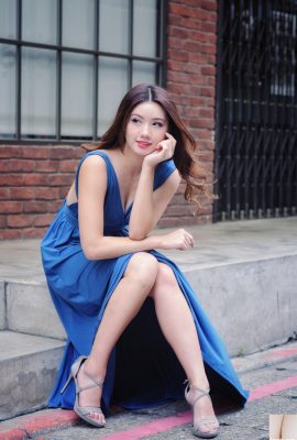 [素人 FotoSerie]Girl Next Door 2018.12.25 Zhang Lunzhen hermosas piernas y tacones altos[79P]