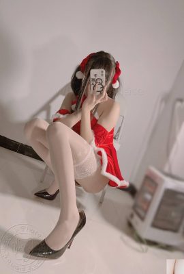 [Colección de Internet]La chica de bienestar Xiao Ning odia la exclusiva VIP de «Christmas Silk Legs»[45P]