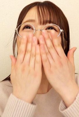 (GIF) Una chica sencilla con gafas de Fukui es un milagro con pechos enormes de clase tesoro nacional. Ah, entonces… (19P)