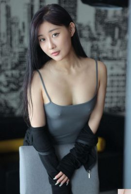 Sesión de fotos privada de pies grandes del modelo chino XiuRen Gu Chuchu versión completa 21 publicaciones 8 (140P)