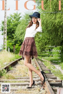 [Ligui Belleza en Internet] 20171213 Las hermosas piernas de la modelo Sitong con carne desmenuzada junto a la vía del tren[55P]