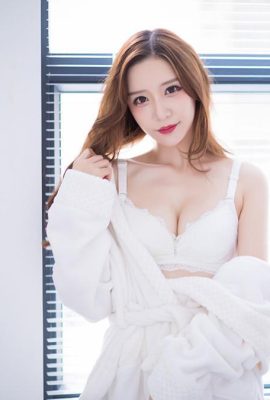La dulce modelo Xiao Linren tiene piel clara, nalgas sexys y buena figura (44P)