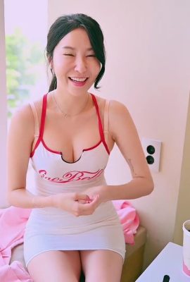 Modelo coreana Jena.sis – colección de videos (mostrando bragas transparentes mientras cena en un restaurante) (107P)