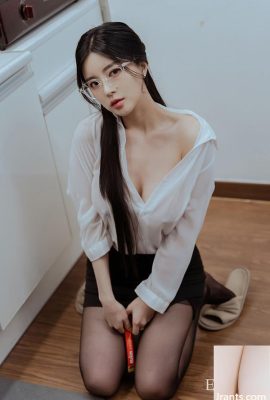 Belleza coreana Purm, gafas, camisa blanca, medias negras, tentación (32P)