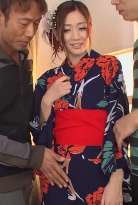 Yukata Nadeshiko pateando su piel suelta – Kaori Maeda (115P)