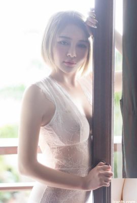 La joven solitaria Kai Zhu expone tiernos pechos, hermoso cuerpo y sexys fotos privadas (54P)