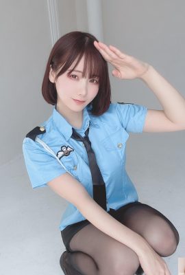 El cosplay de la policía de Kenken quiere mostrar 2 (24P