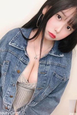 ¡La pequeña lolita taiwanesa tiene una figura tan violenta! Rostro infantil con línea profesional profunda, disturbios de fans masculinos: amor (10P)