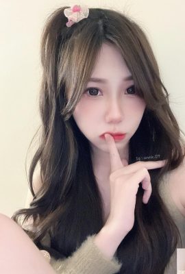 La piel rosada de la chica sexy «Lin Jiejun» hace que la gente quiera darle un mordisco (10P)