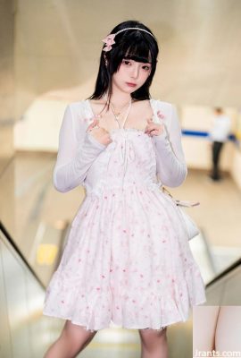 Chica de bienestar Luoluo raku White Lolita (32P)
