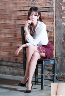 (Foto del modelo) Sesión de fotos en estudio interior del modelo coreano Son Ye-in (34P)