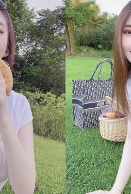 ¿Comiendo plátanos durante un picnic en el césped (Yi Shu Ke Gang x Wei An) La belleza de la apariencia hasta la cintura superó los 3 millones de seguidores (64P)