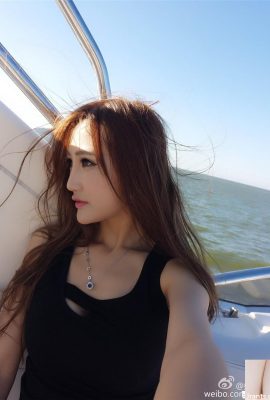 (Celebridad de Internet de Weibo) Modelo sexy Sun Yuwei (43P)
