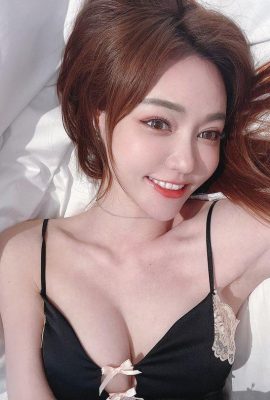 La mejor modelo “Su Xiaoli” luce sus seductoras curvas y pone su cuerpo patas arriba (10P)