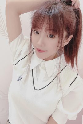 ¡La chica sexy «Jingjing» encanta a todos con su dulce apariencia! La gente no puede apartar la vista (10P)