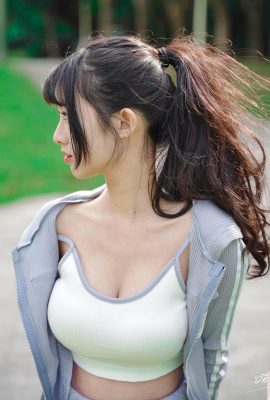 La linda chica «Youxin» tiene una apariencia elegante y curvas feroces, y cuanto más la miras, más sexy se pone (10P)