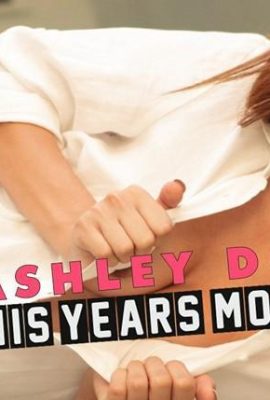 (This Years Model) 30 de enero de 2024 – Ashley Doll – Doll Jeans (46P)