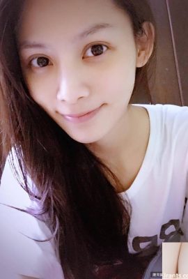 Chica bonita con ojos grandes ~ Chang Lilin Chloe (50P)