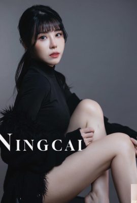 La linda chica «Chen Ningcai» tiene tan buena apariencia que enamora a la gente y su sonrisa es tan dulce (10P)