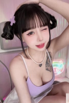 La linda chica que transmite en vivo «Wang Yiting» tiene una variedad de looks y una figura sensual que ha atraído a innumerables fanáticos (10P)