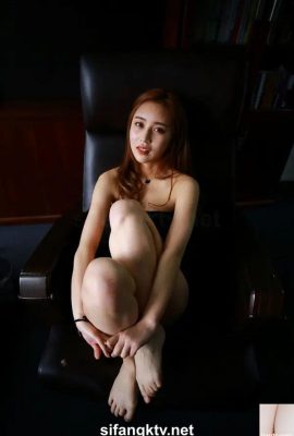 Modelo chino Qiao Yilin «Negro» (104P)