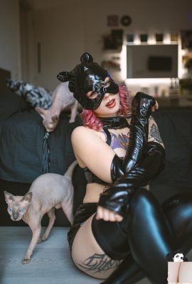 (Suicide Girls) 22 de septiembre de 2024 – Cyber ​​– Puedo relinchar como un gato (55P)