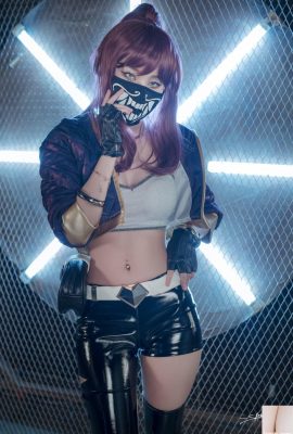 (Saint Photolife) Cos de Yuna vol.04 – KDA Akali y Nier Automata 2B (64P)