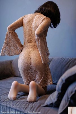 El sexy vestido de color claro de la diosa Xu Lizhi Booty con seda de color carne ultrafina muestra su elegante figura en una foto seductora (27P)