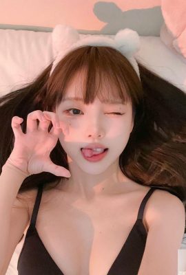 «Zhao Rabbit» tiene buena figura, temperamento sexy y exuda un espíritu de hada (30P)