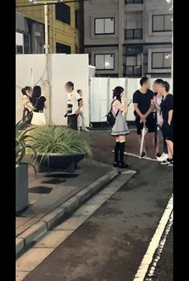 (GIF) Conocí al lindo caballito Hinano Yujo en Kabukicho (19P)