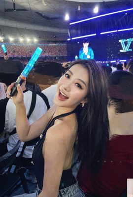 La diosa de piernas largas (Sherry Xia Xia) tiene un cuerpo sexy que hace que la gente quiera ser mala (34P)