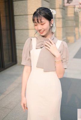 Las buenas curvas fascinan profundamente a la gente. «Long Weiwei» tiene rasgos faciales puros y delicados (27P).