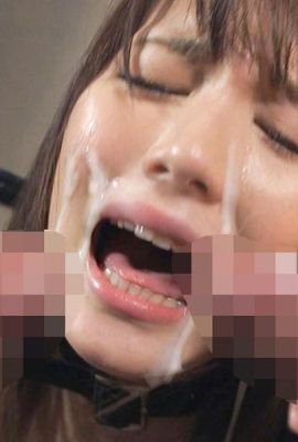 Es hora de destruir el cuerpo tierno y justo de la diosa de la bella pecho (11p)