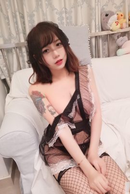 (Colección en línea) Welfare Girl Lolita’s «Twitter Collection» VIP Exclusive (37p)