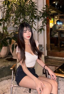 Apariencia militar curva de cuerpo violento (Ashley «está fascinada por el 18p)