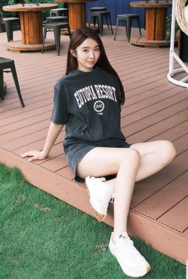 La curva de la diosa de las piernas largas «Zhang Yan» los senos laterales hace que las personas sean insoportables y se vean tan seductoras (17p)