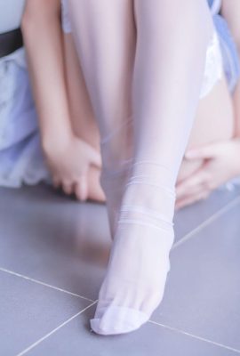 (Rabbit juega con películas) – Blue Maid Sister (40p)