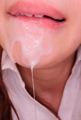 Yayoi Mizuki: Incontinencia imparable, chorros: un jefe de mujer capaz que ha sido transferido para despertar una humillación con diuréticos … (21p)