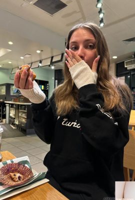 ATK PETITES realizado por Macy Meadows Nude Photos (21p)