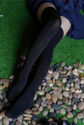 (Rabbit Play Película) – Uniforme de la escuela de invierno Black Absolute Field (40p)