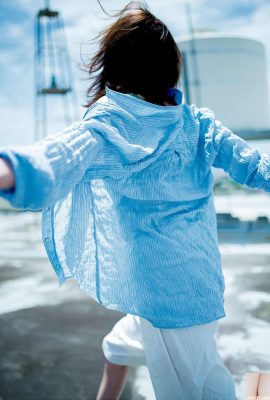 (Aimi Higa) La belleza del temperamento tiene características faciales delicadas y una apariencia exquisita, que es demasiado maldita (33p)