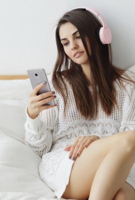 Alise Moreno – Tunes Sexy (116p)