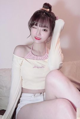 «Duck Duck» Los hermosos senos son tan emocionantes e intoxicantes (20p)