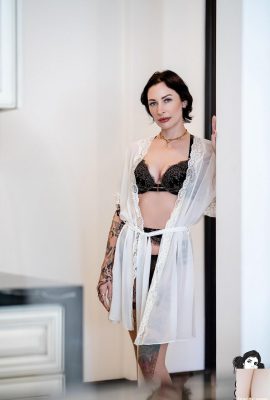 (Suicide Girls) 11 de marzo de 2025 – Raeriley – Morning Delight (52p)